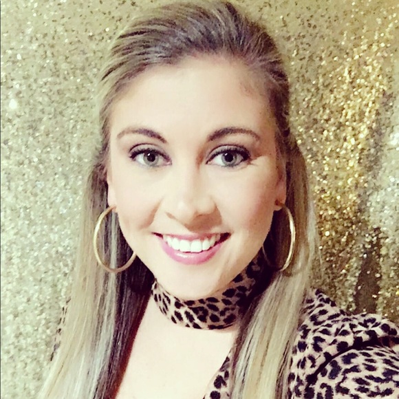 Meet your Posher, Glynna - Picture 1 of 1